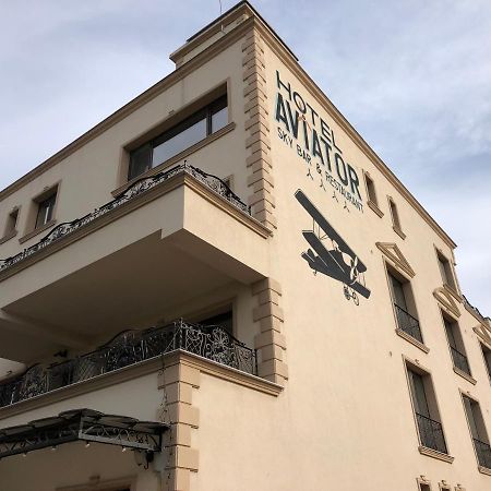 Hotel Aviator Boutique Otopeni Kültér fotó