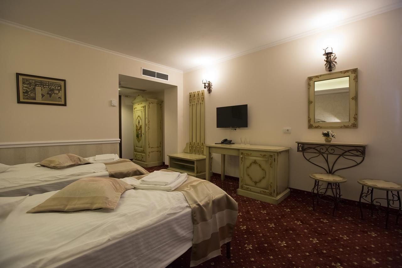 Hotel Aviator Boutique Otopeni Kültér fotó