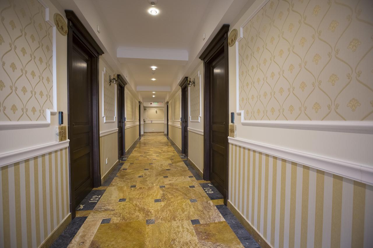 Hotel Aviator Boutique Otopeni Kültér fotó