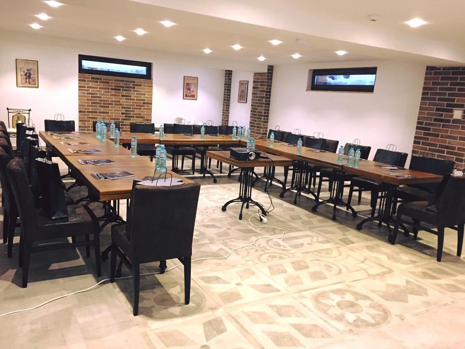 Hotel Aviator Boutique Otopeni Kültér fotó