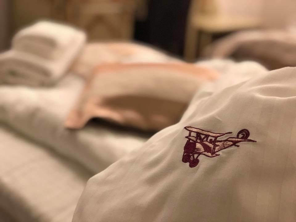 Hotel Aviator Boutique Otopeni Kültér fotó